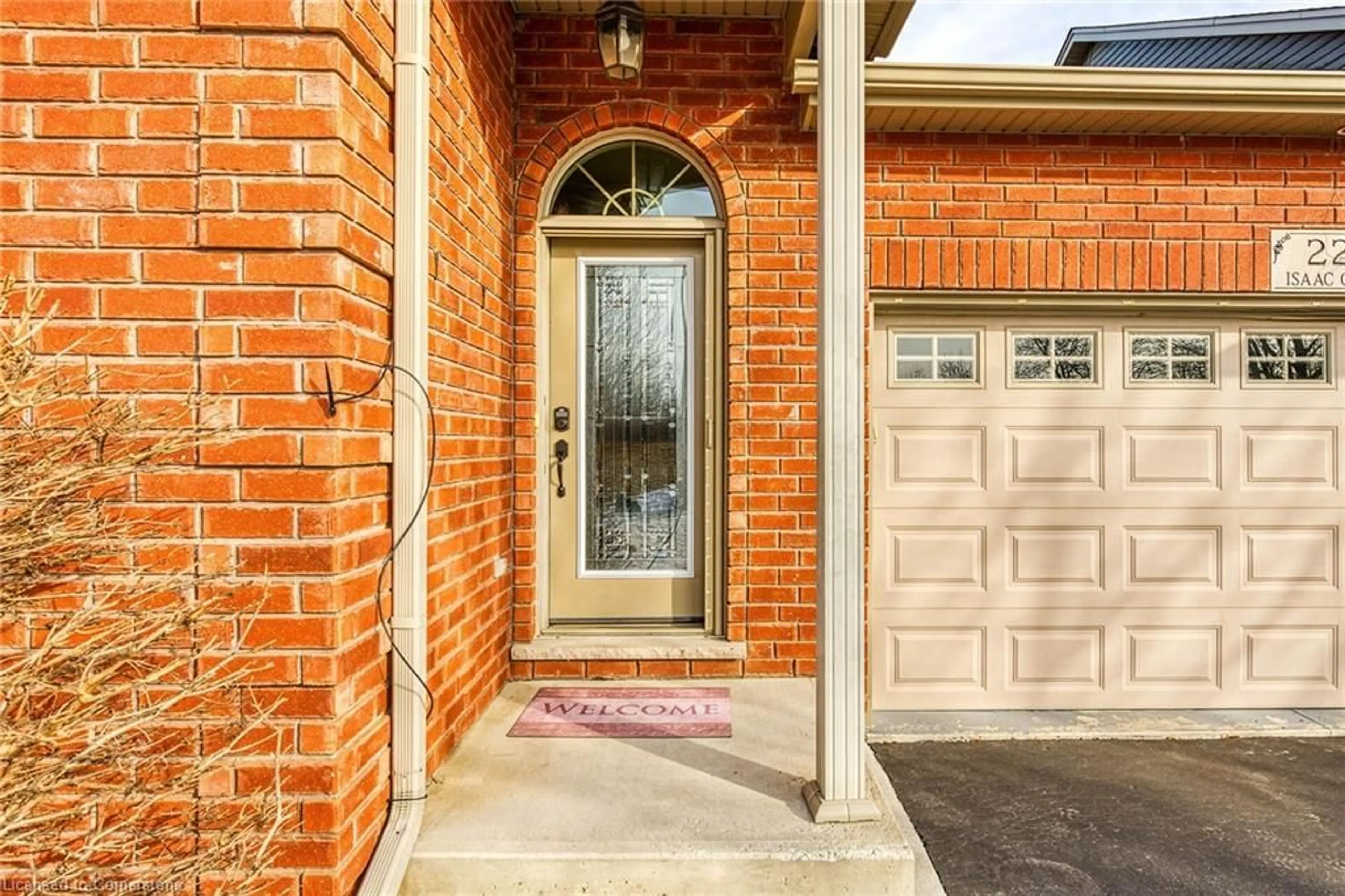 Home with brick exterior material, street for 22 Isaac Crt, Caledonia Ontario N3W 0A7