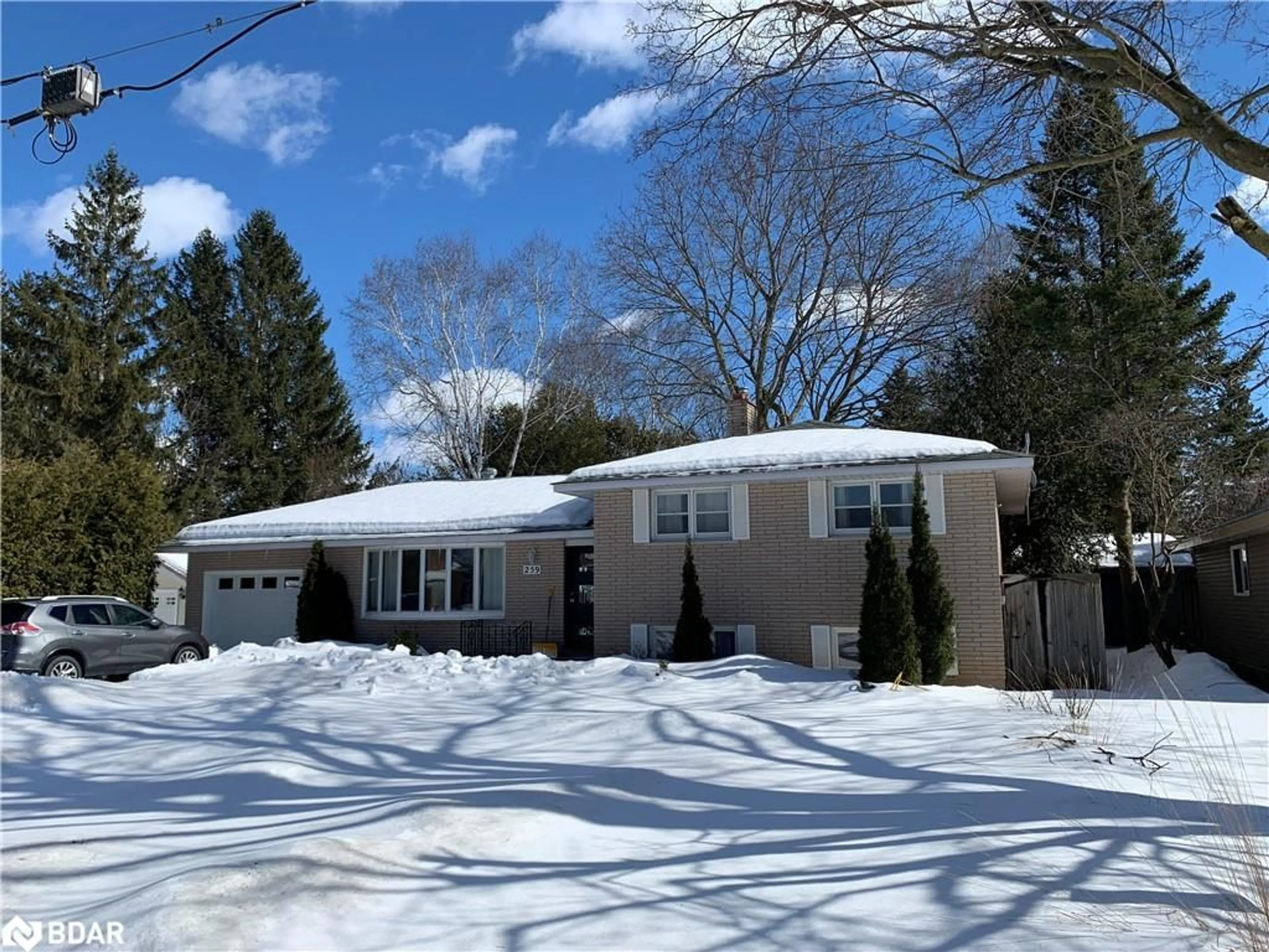 Home with vinyl exterior material, street for 259 Superior St, Stayner Ontario L0M 1S0