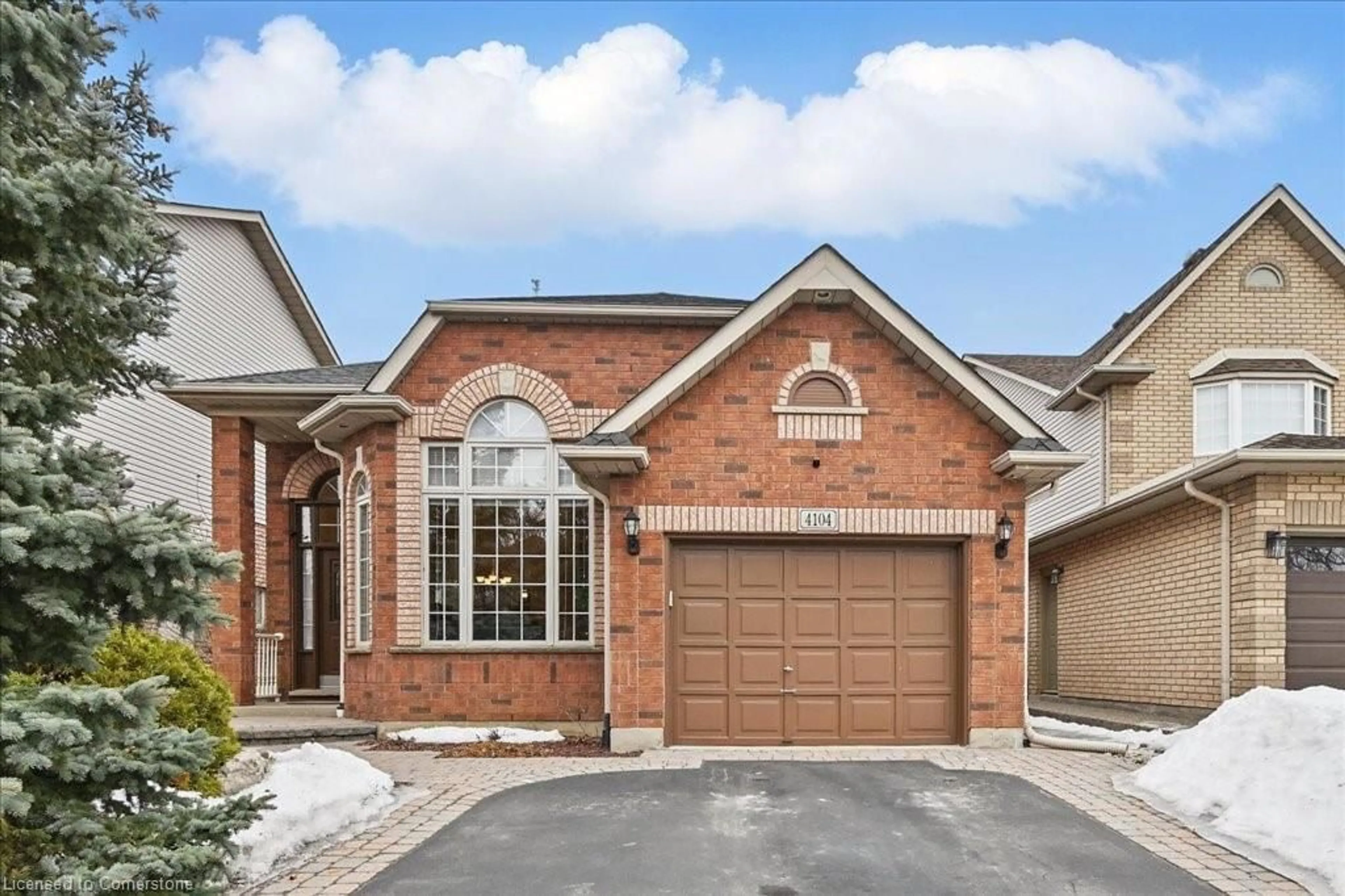 Home with brick exterior material, street for 4104 Bianca Forest Dr, Burlington Ontario L7M 4L2