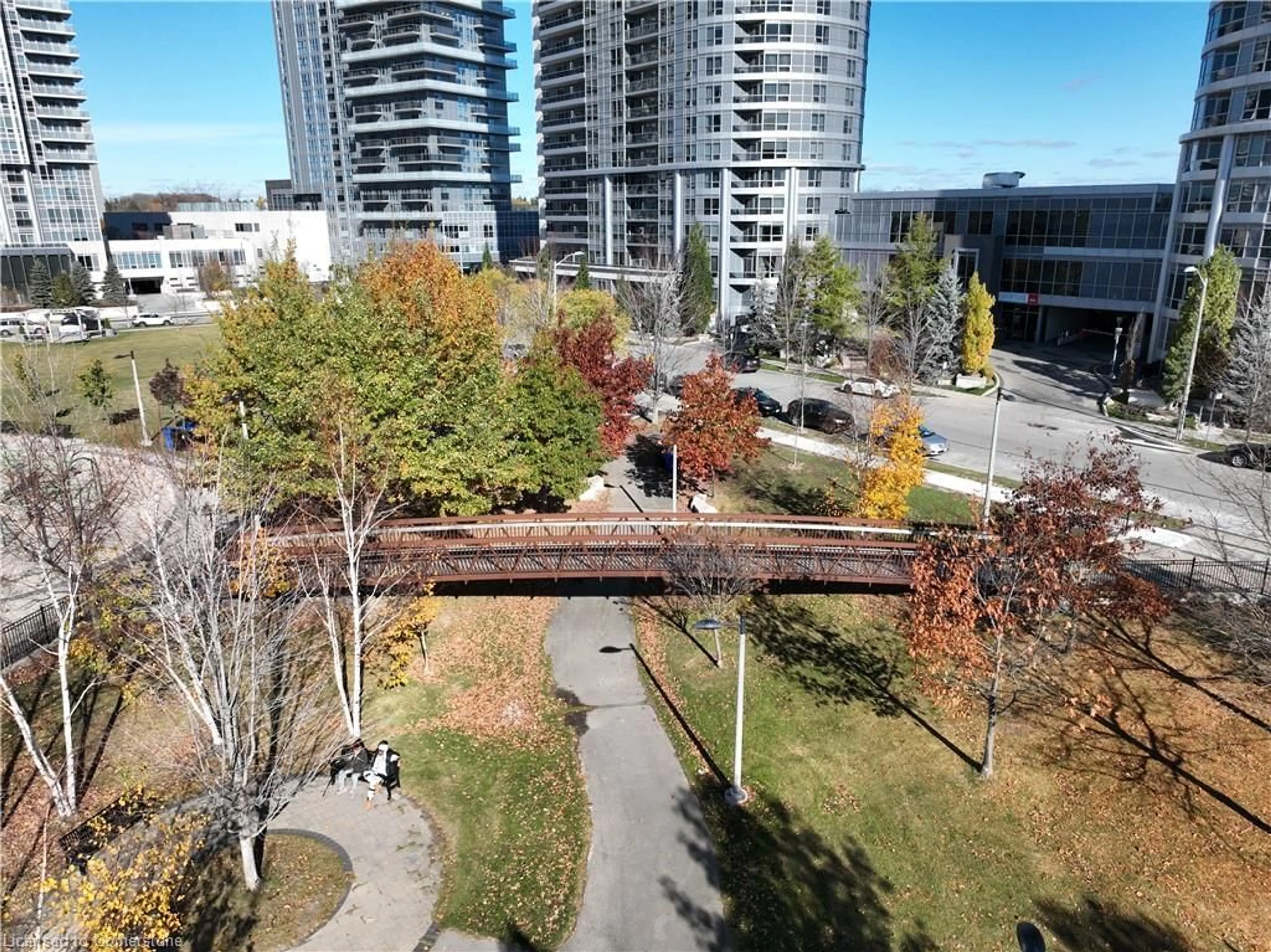 A pic from outside/outdoor area/front of a property/back of a property/a pic from drone, city buildings view from balcony for 125 Village Green Sq #702, Scarborough Ontario M1S 0G3