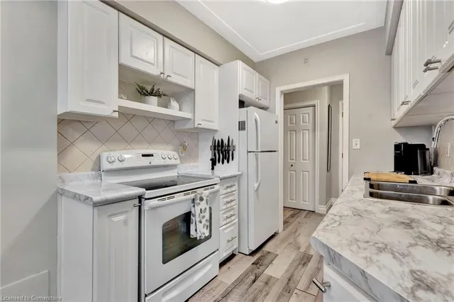 Additional property image - 11 Woodman Dr Unit 307