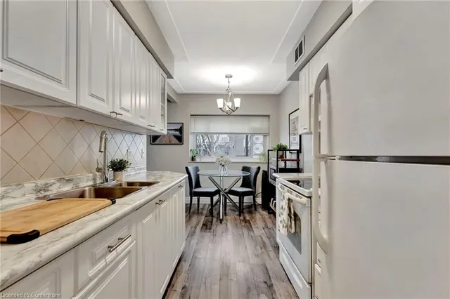 Additional property image - 11 Woodman Dr Unit 307