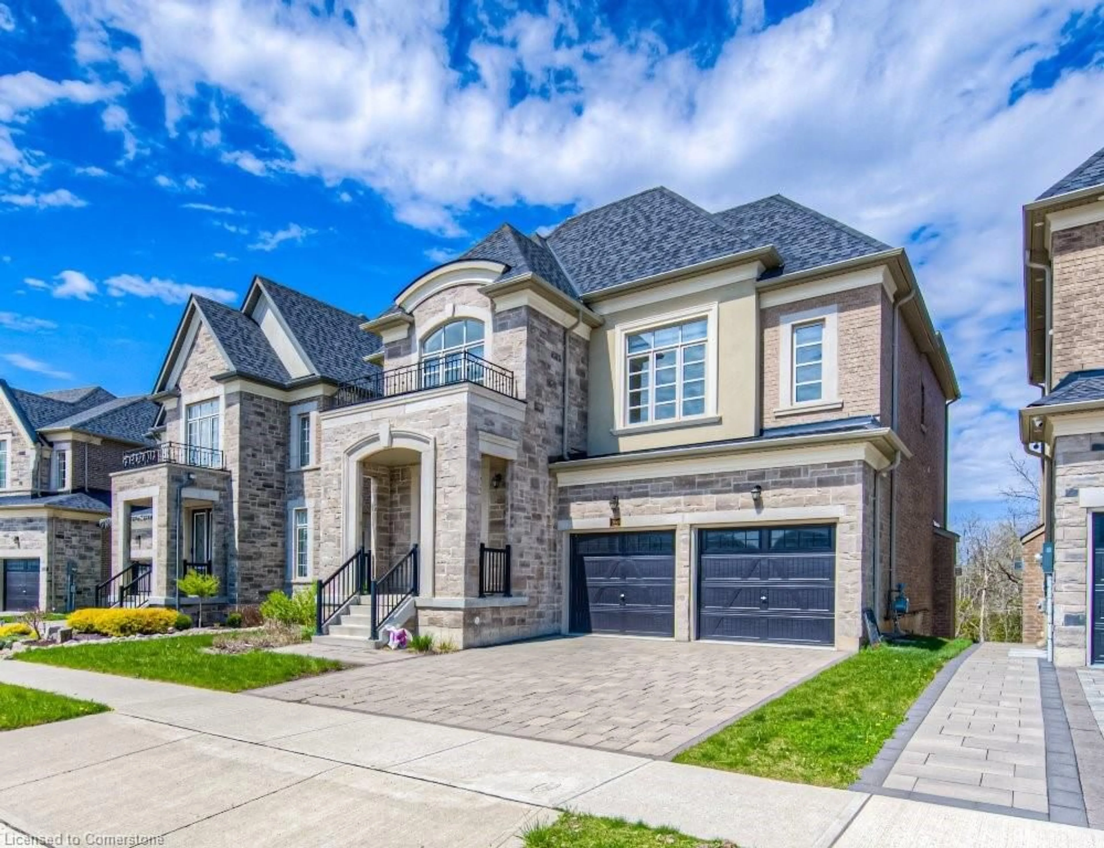 Home with brick exterior material, street for 300 Forest Creek Dr, Kitchener Ontario N2R 0M6