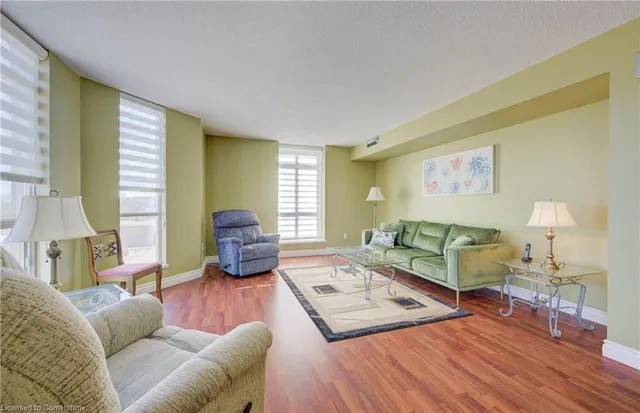 Additional property image - 1414 King St Unit 307