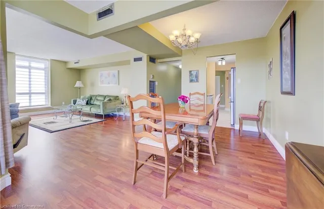 Additional property image - 1414 King St Unit 307