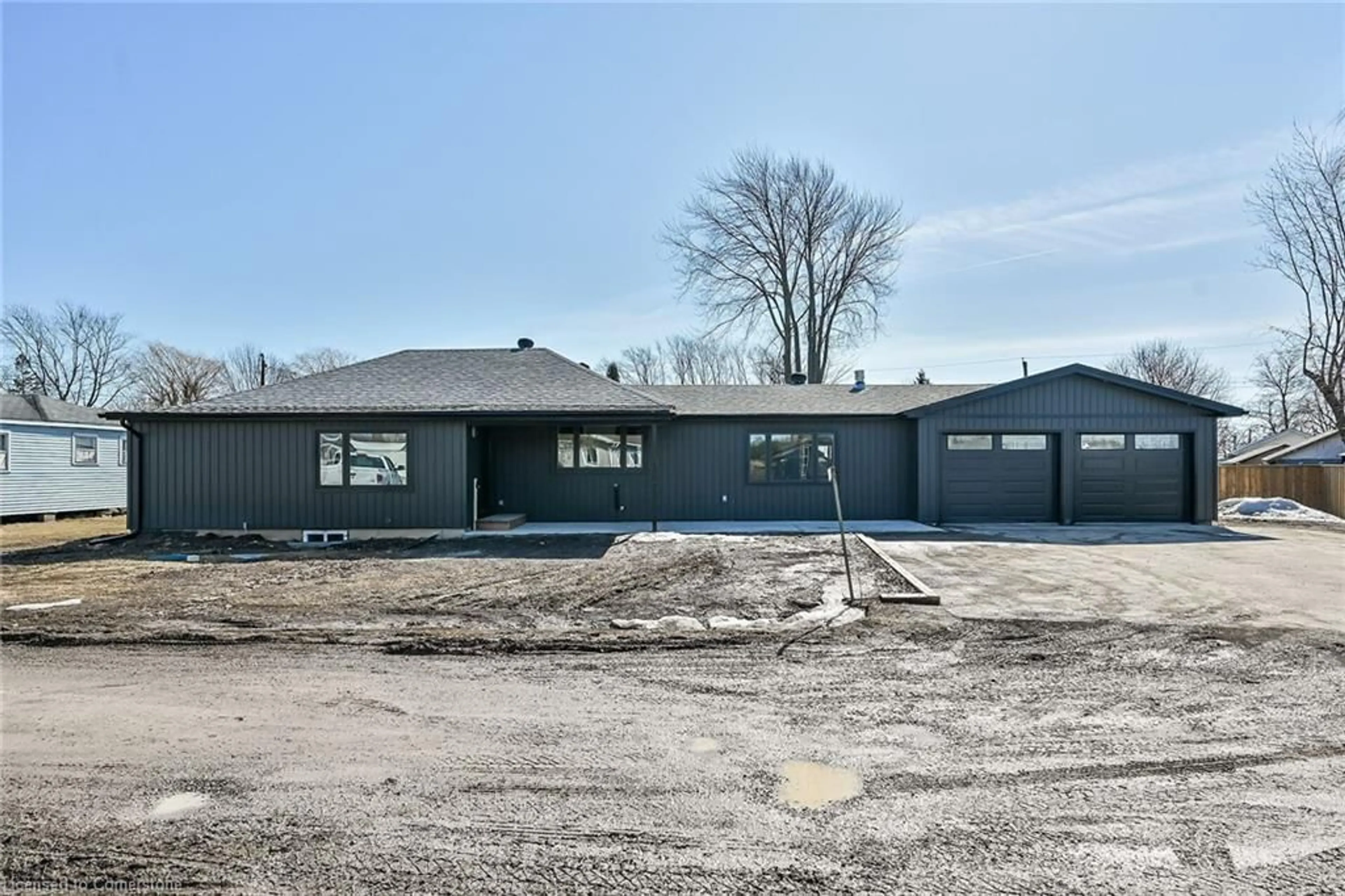 Unknown for 2024 2nd Ave, Selkirk Ontario N0A 1P0