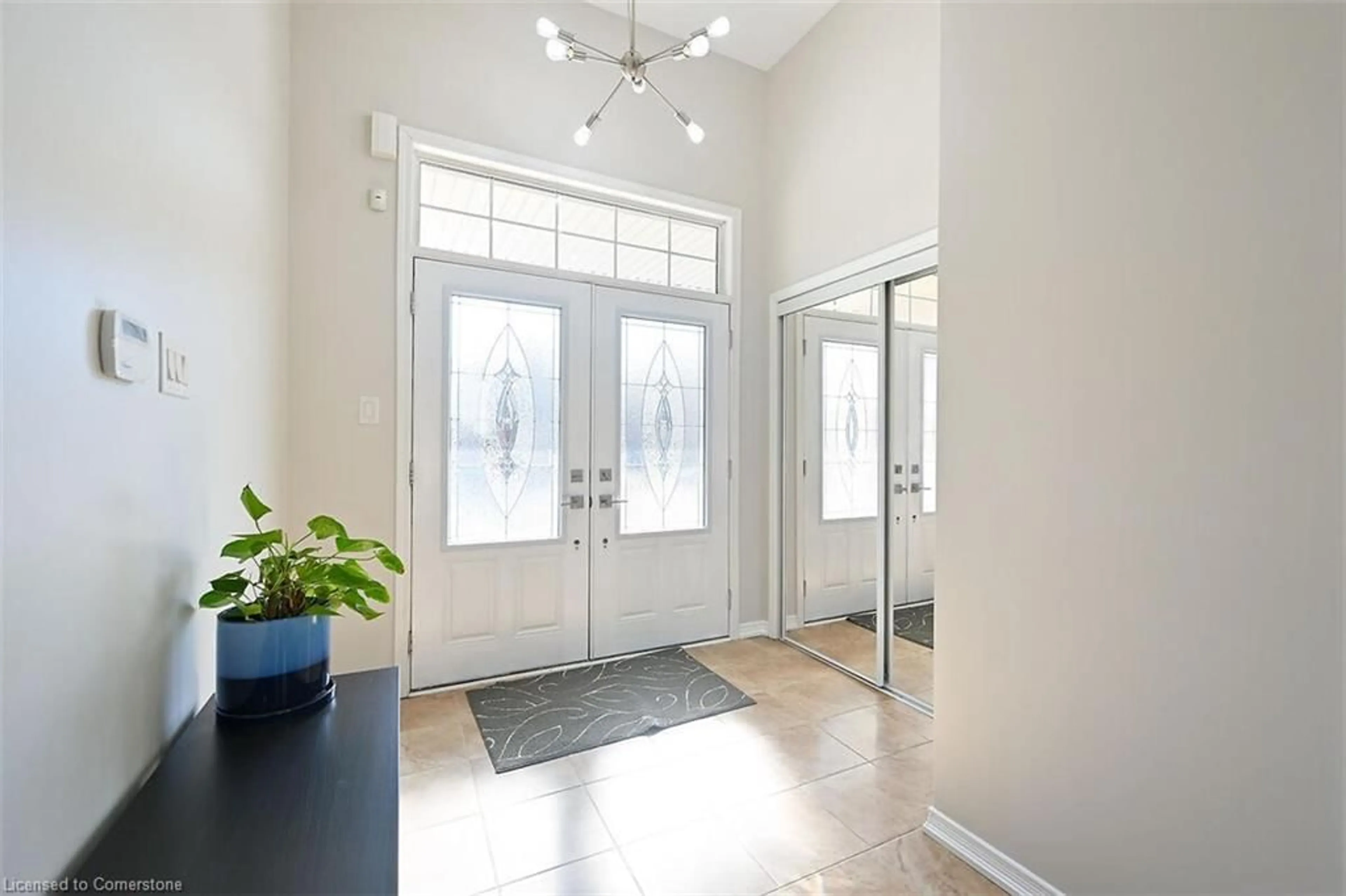 Indoor entryway for 120 Whitwell Way, Hamilton Ontario L0R 1C0