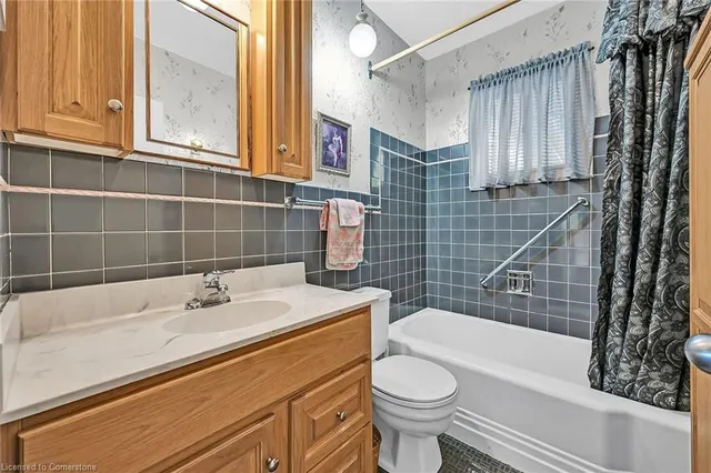 Additional property image - 50 Tweedsmuir Ave
