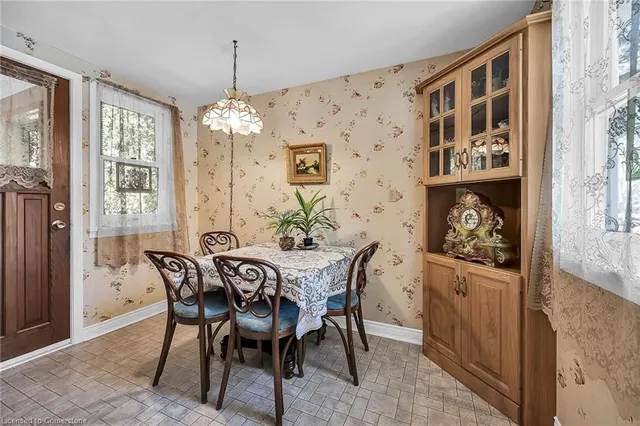 Additional property image - 50 Tweedsmuir Ave