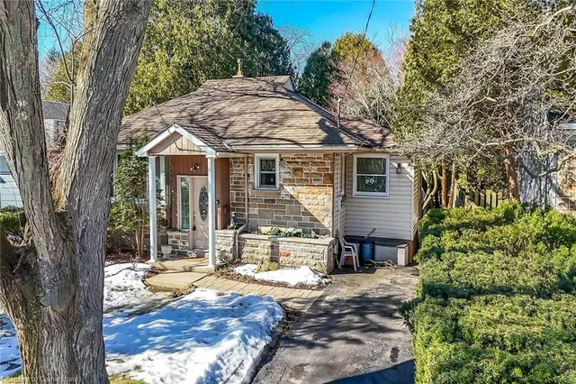 Additional property image - 50 Tweedsmuir Ave