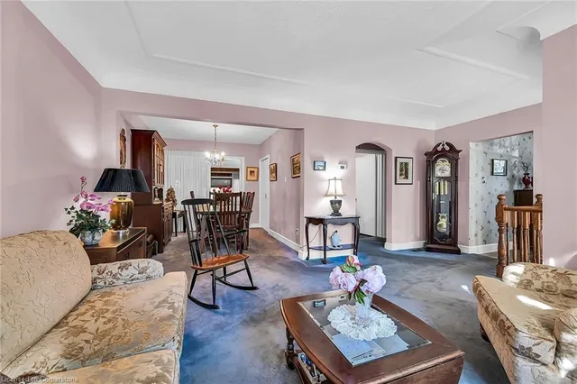 Additional property image - 50 Tweedsmuir Ave
