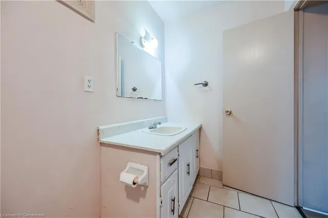 Primary image of 30 Cannon St Unit DUPLEX