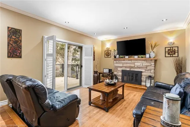 Additional property image - 8 Mill View St