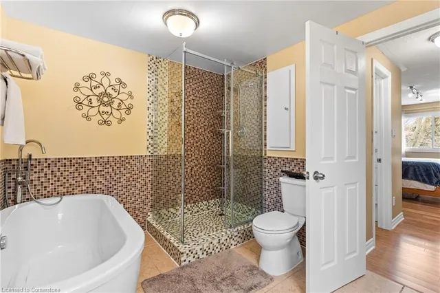 Additional property image - 8 Mill View St
