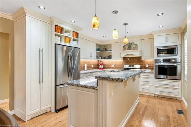 Additional property image - 8 Mill View St