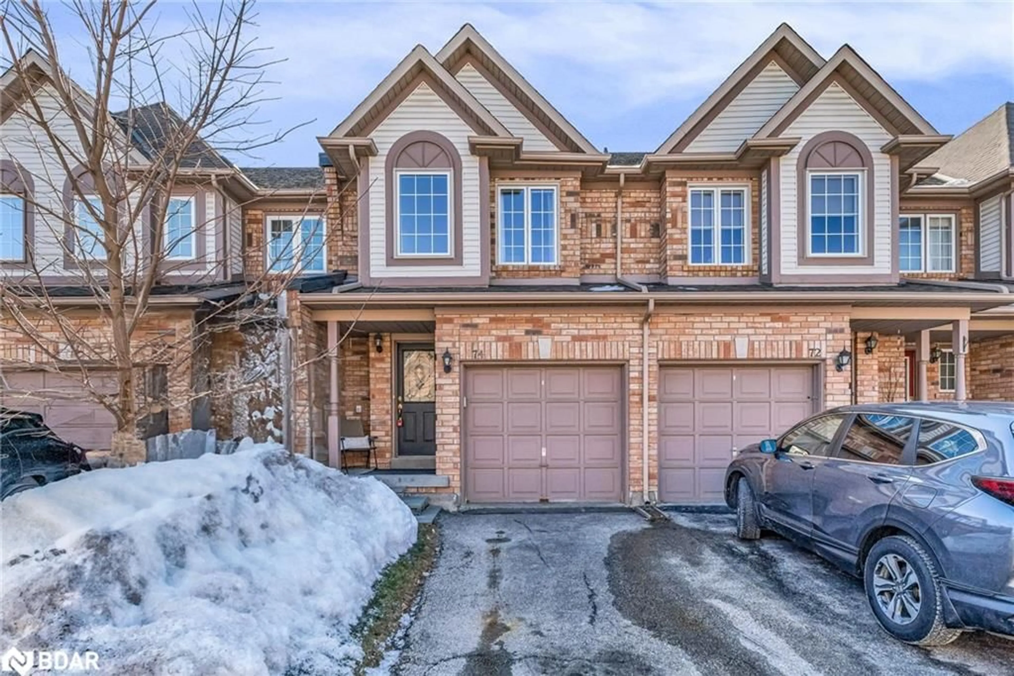 Home with brick exterior material, street for 74 Alderbrook Pl, Bolton Ontario L7E 1Y6