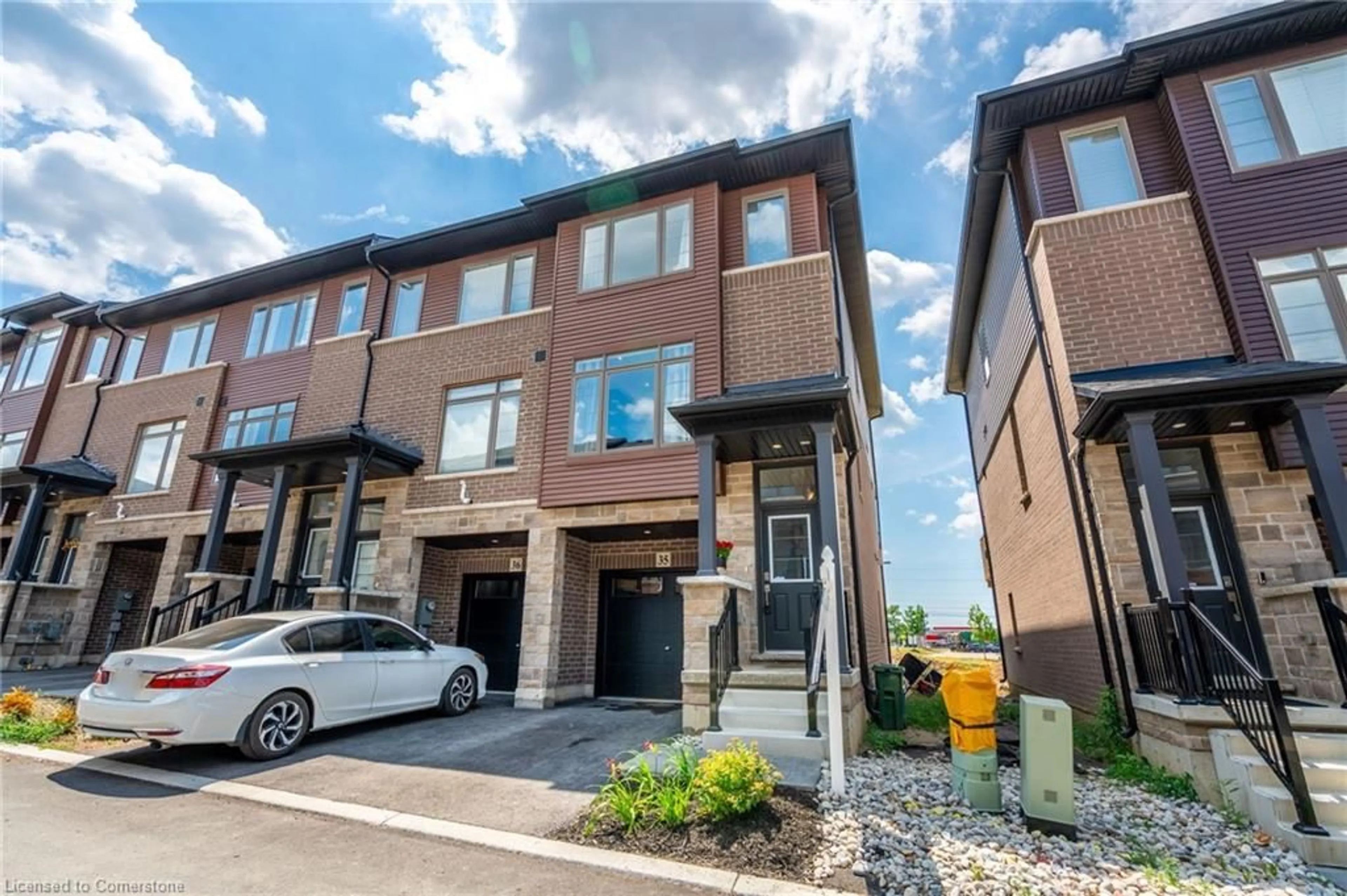 Home with brick exterior material, street for 61 Soho St #35, Hamilton Ontario L8J 0M6