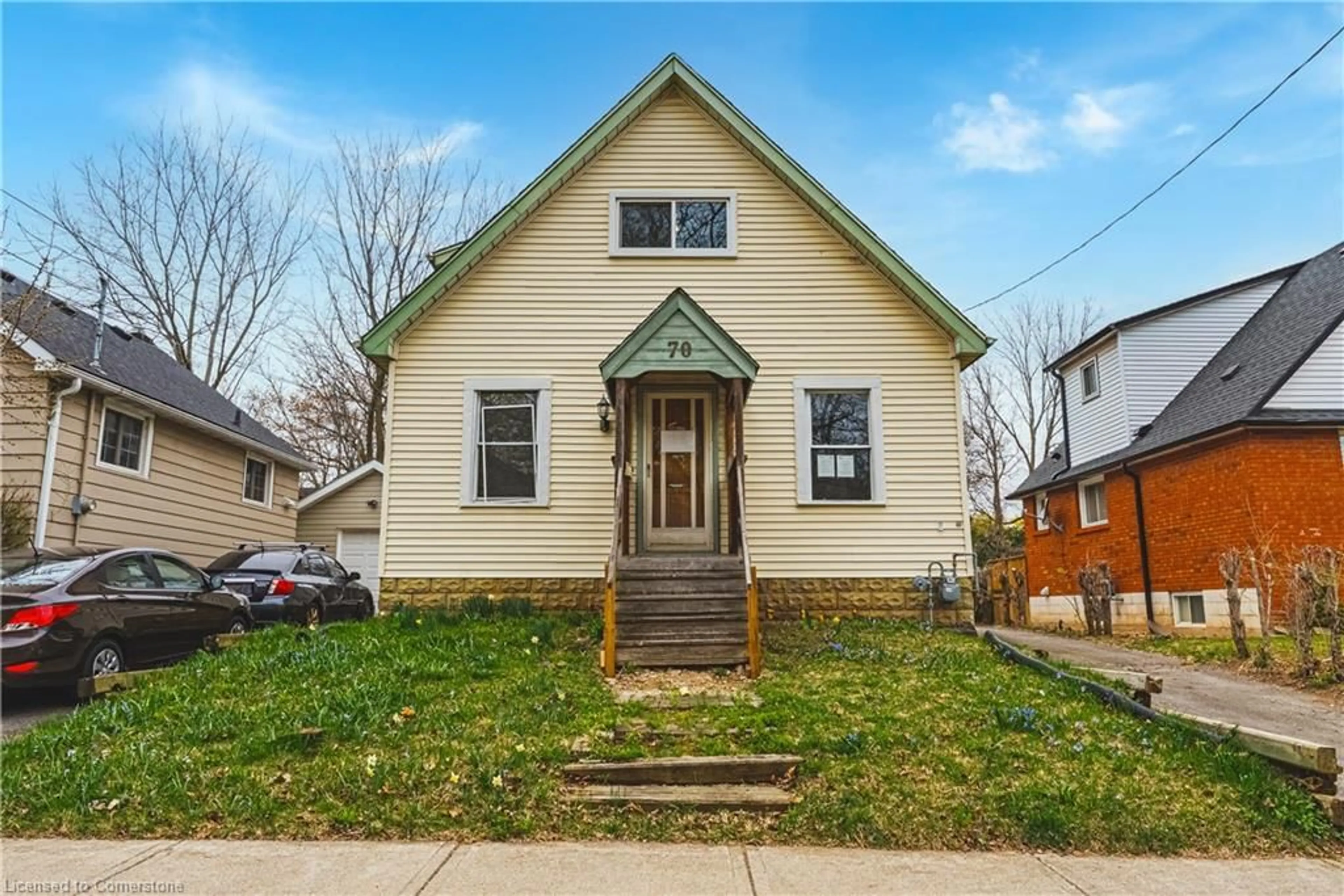Unknown for 70 Hillview St, Hamilton Ontario L8S 2Z2