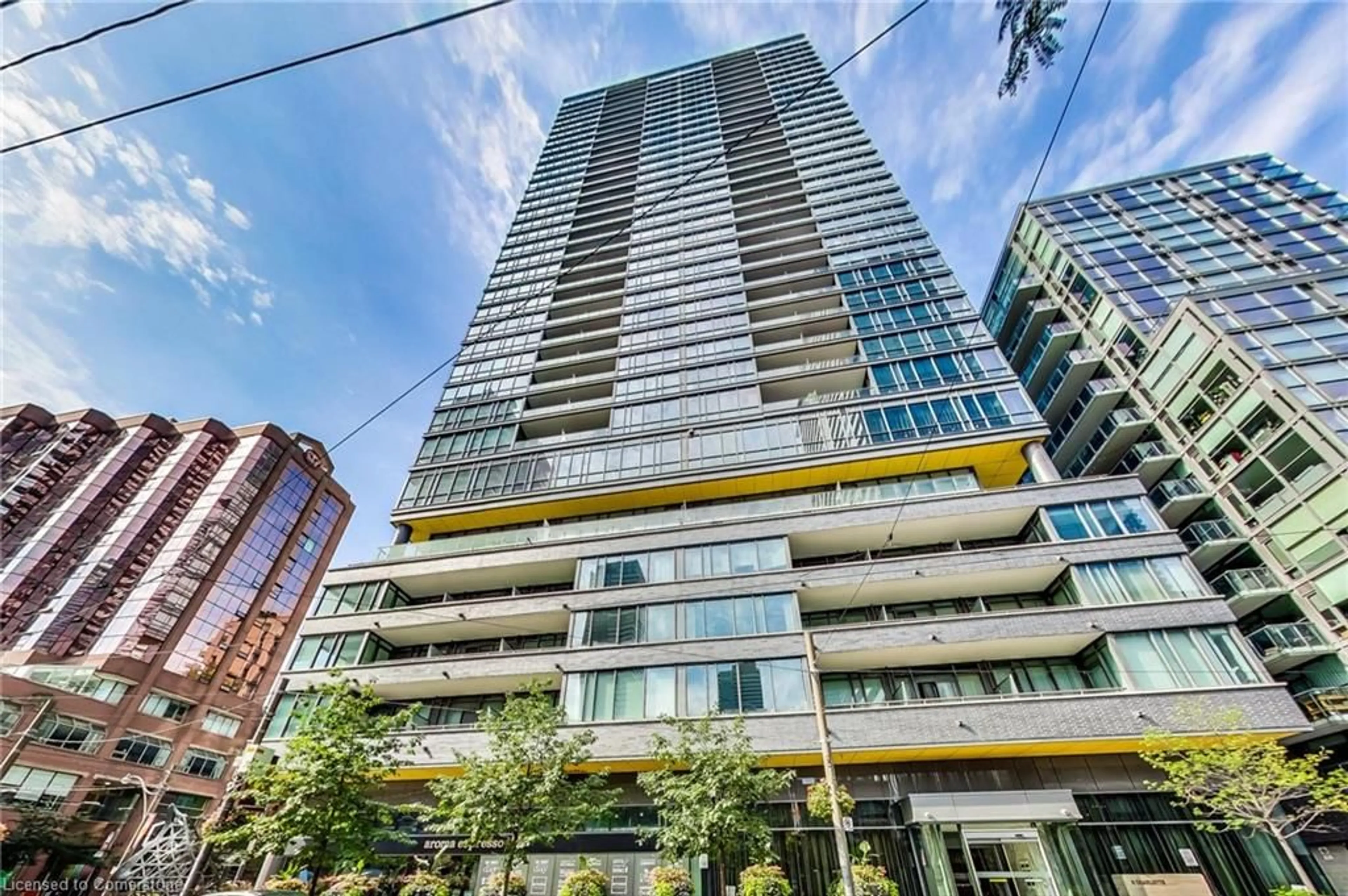 Patio, building for 8 Charlotte St #1407, Toronto Ontario M5V 0K4