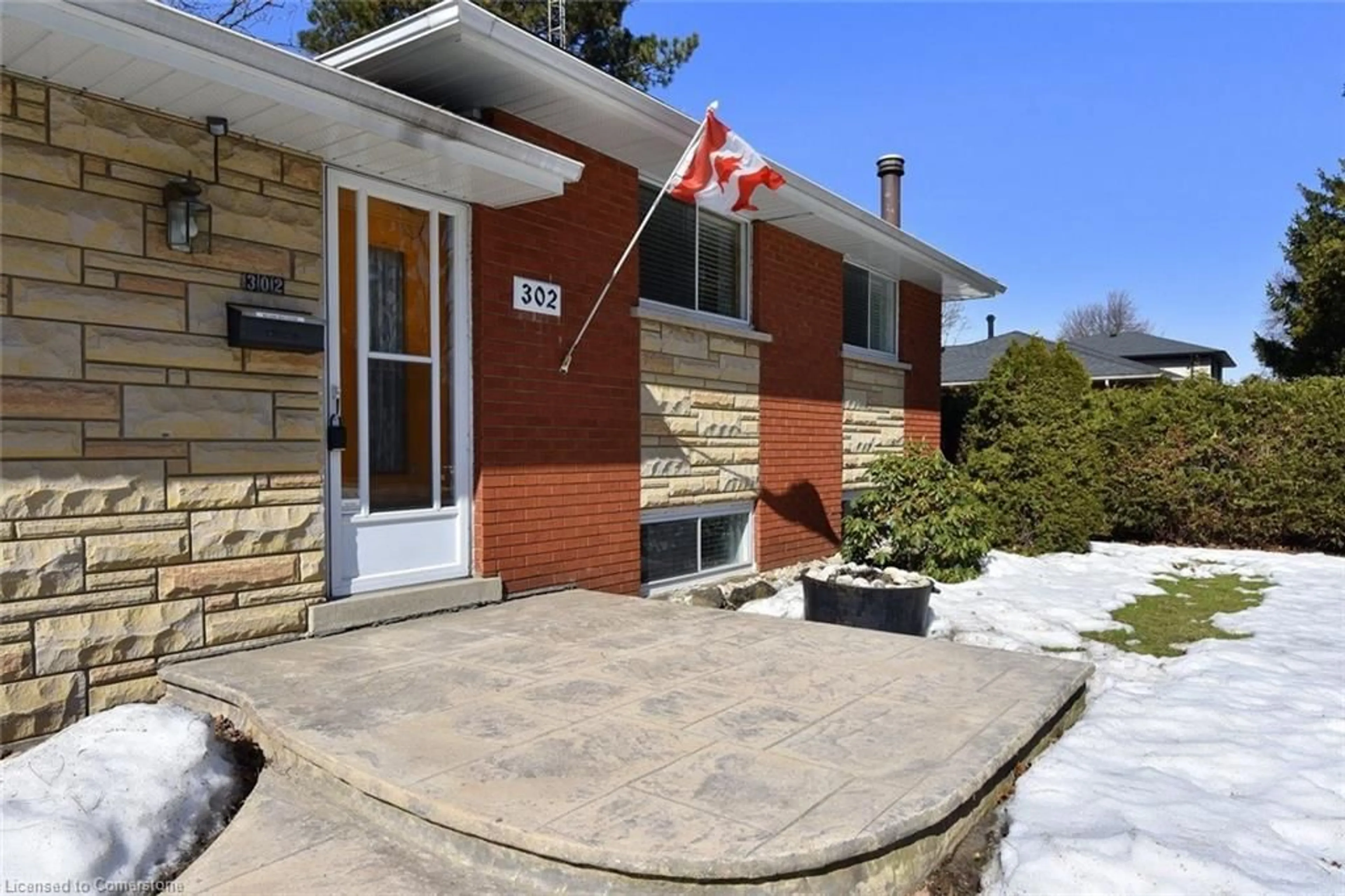 Home with brick exterior material, street for 302 Alma Lane, Ancaster Ontario L9G 2T5