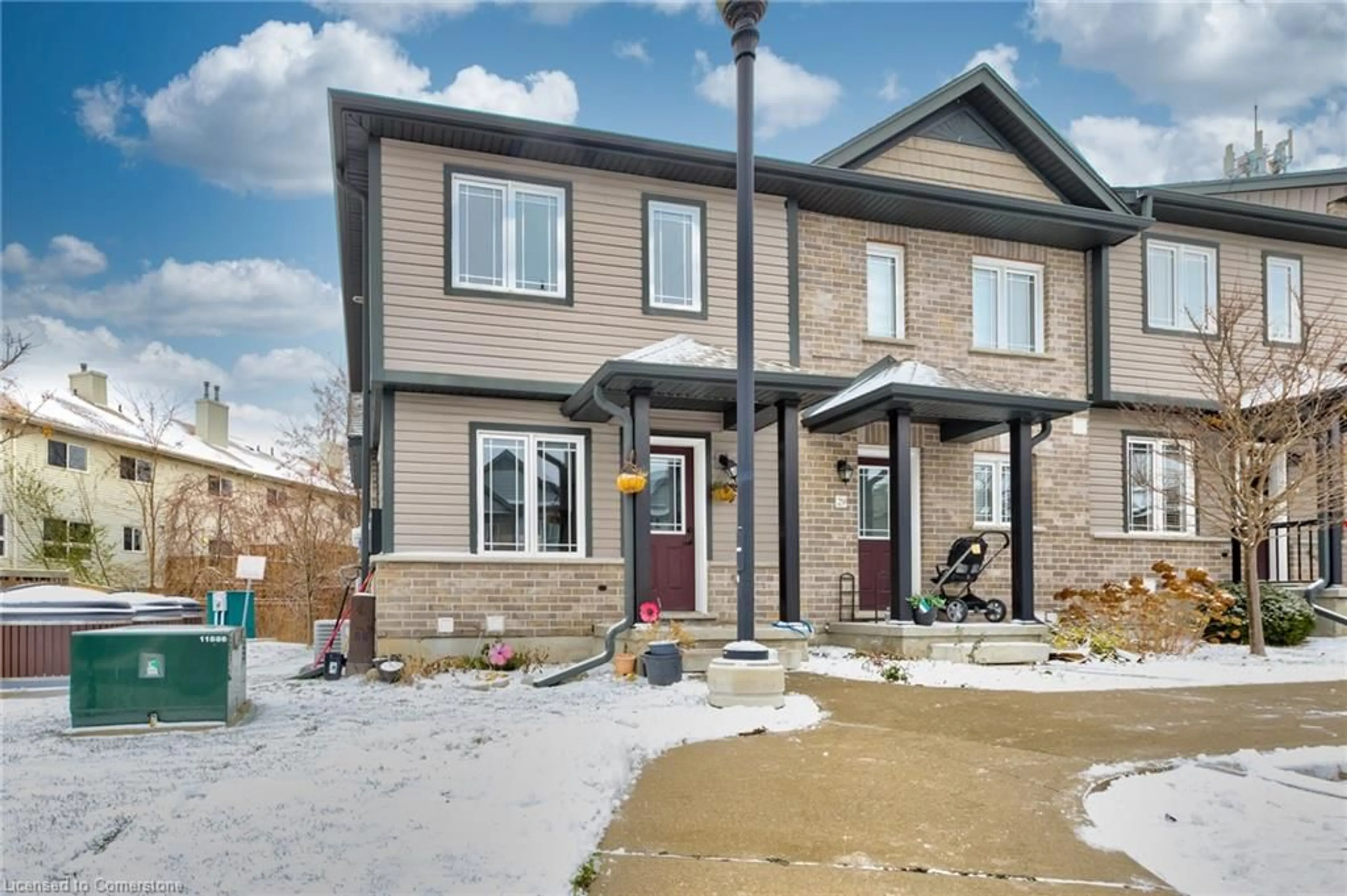 Home with brick exterior material, street for 350 Dundas St #30, Cambridge Ontario N1R 5S2