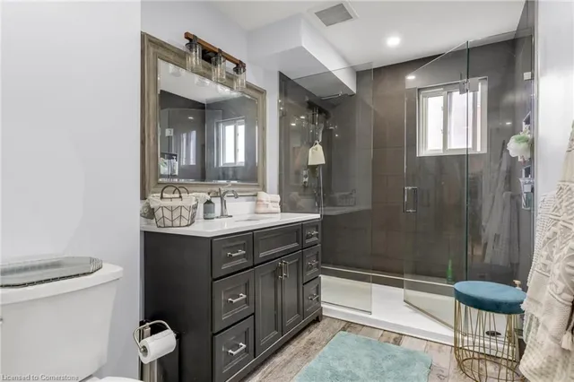 Additional property image - 3 Pavarotti Crt