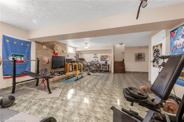 Additional property image - 3 Pavarotti Crt