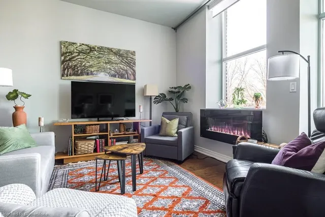 Additional property image - 50 Murray St Unit 201
