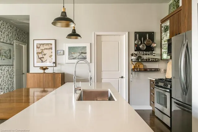 Additional property image - 50 Murray St Unit 201
