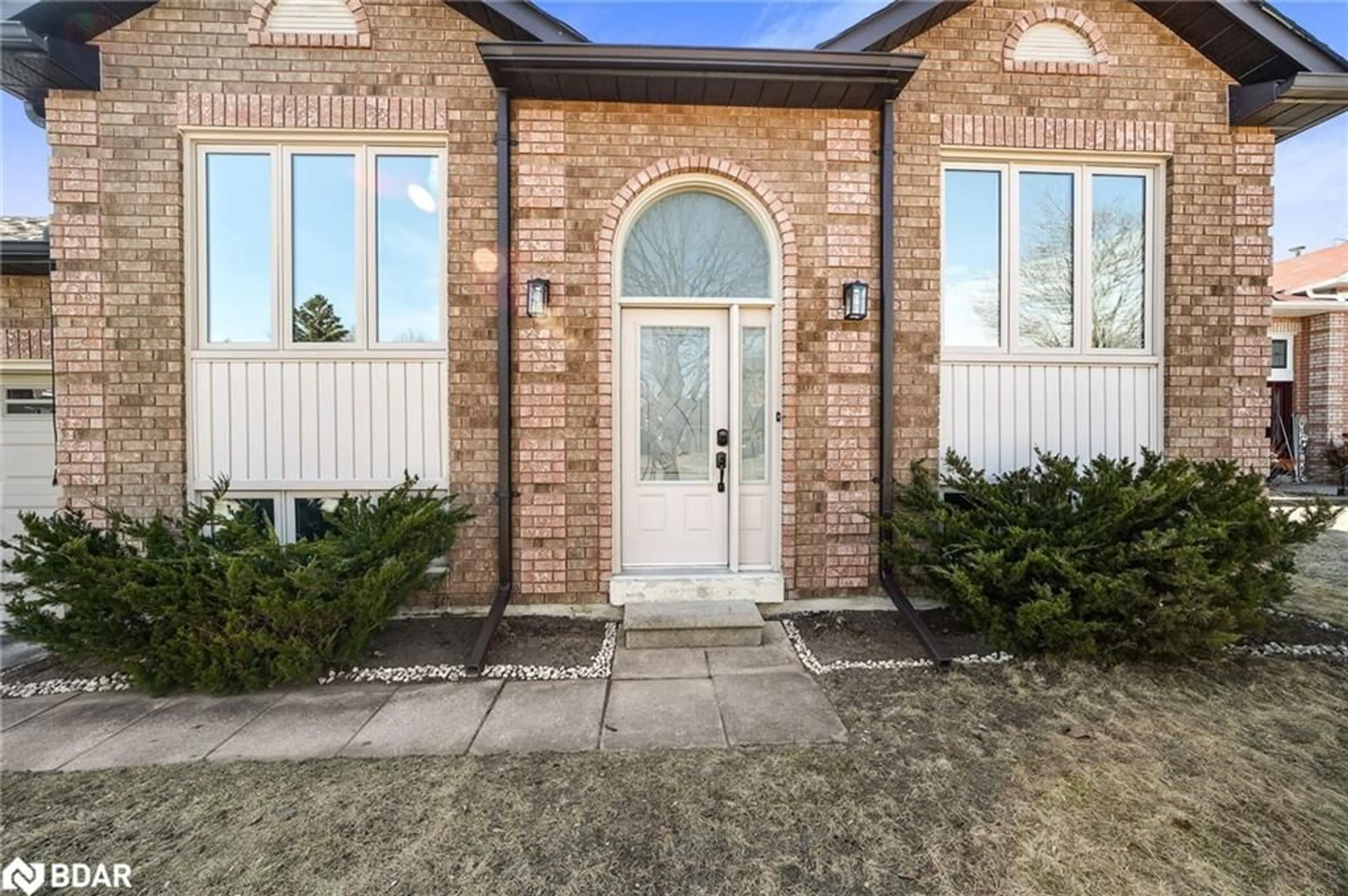 Home with brick exterior material, street for 94 Cecil St, Angus Ontario L3W 0K4