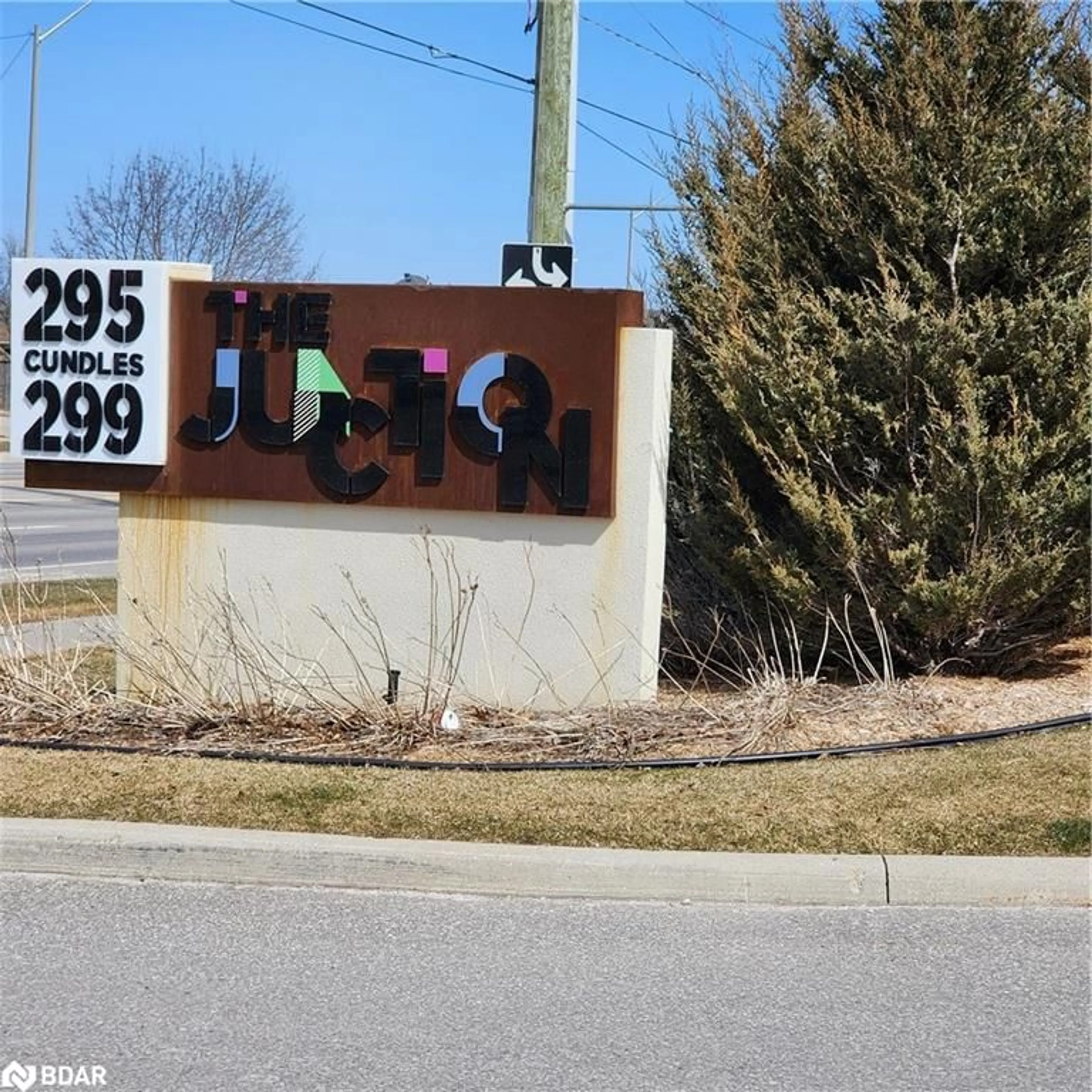 Unknown for 299 Cundles Rd #305, Barrie Ontario L4M 4S5