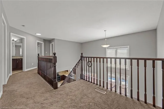 Additional property image - 561 Thomas Slee Dr
