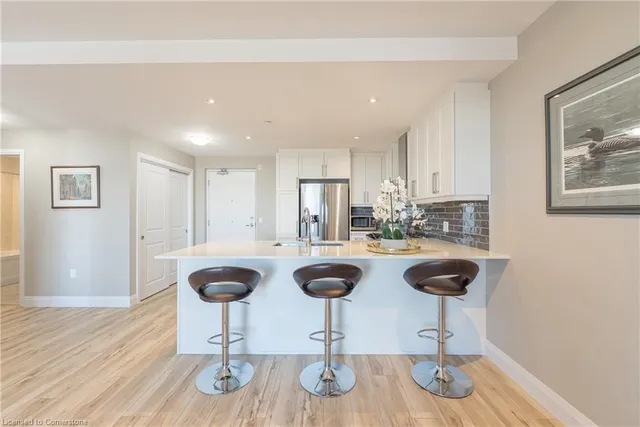 Additional property image - 1 Redfern Ave Unit 331