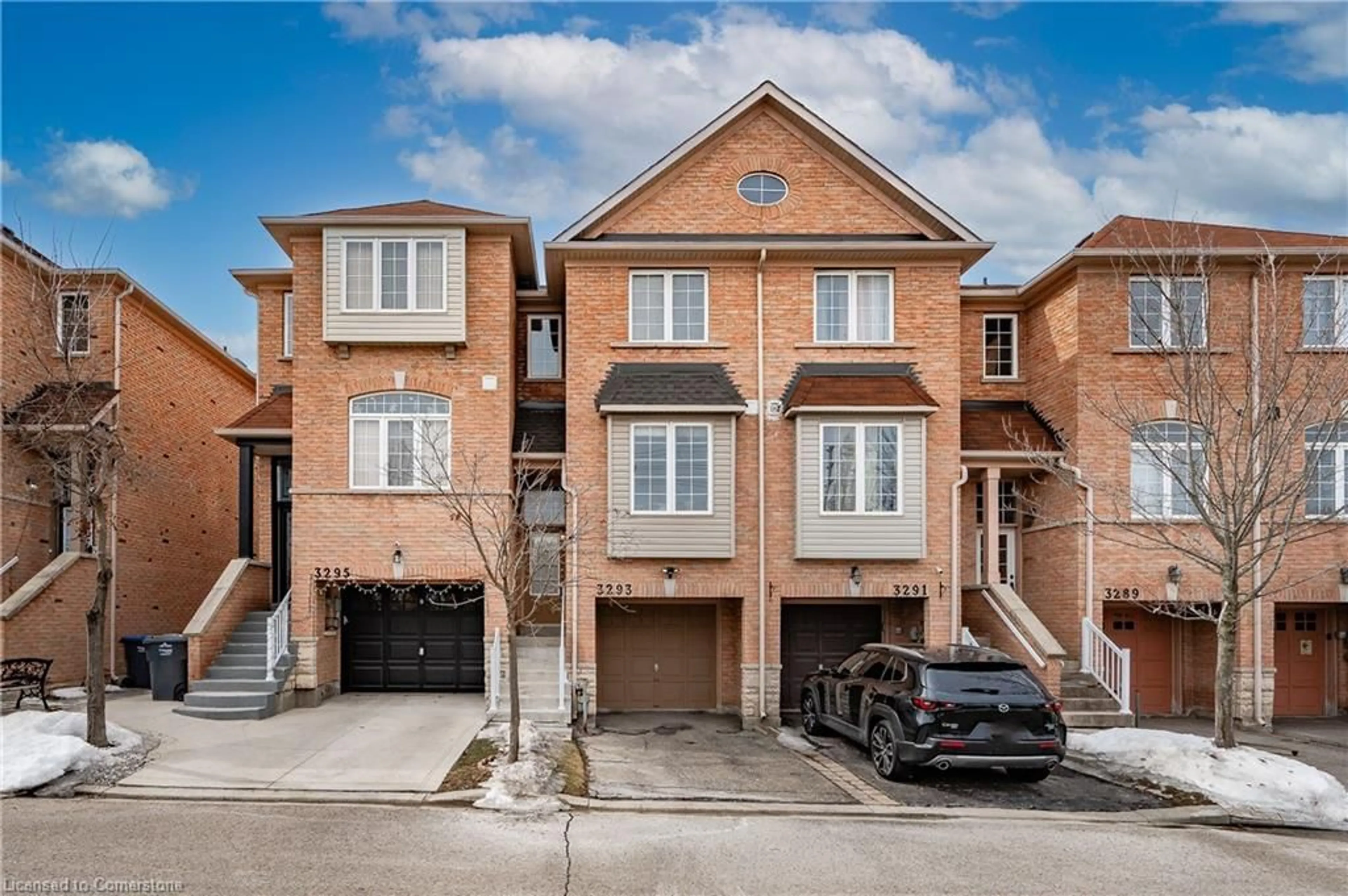 Home with brick exterior material, street for 3293 Redpath Cir, Mississauga Ontario L5N 8R3