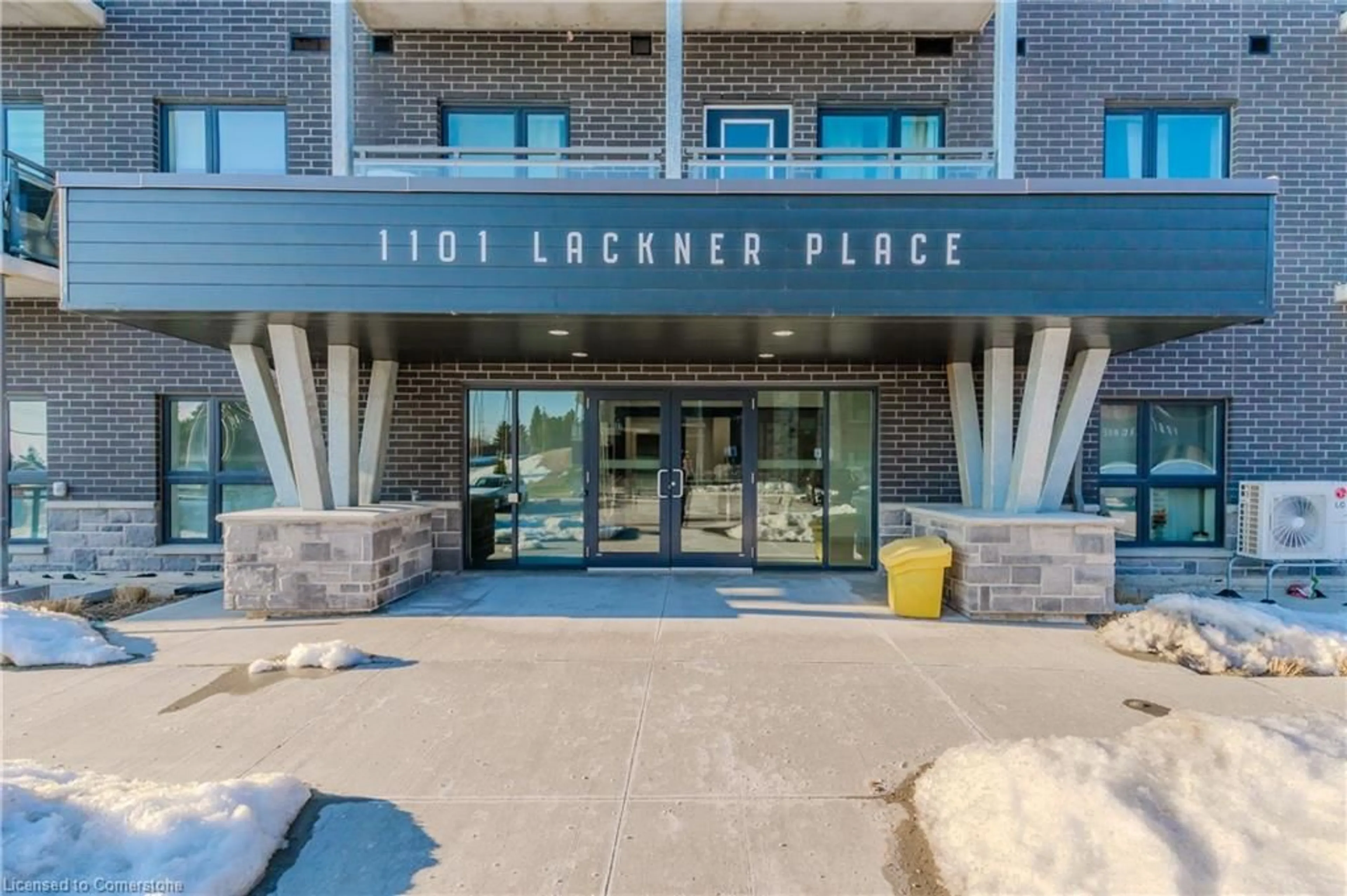 Lobby for 1101 Lackner Pl, Kitchener Ontario N2A 0L3