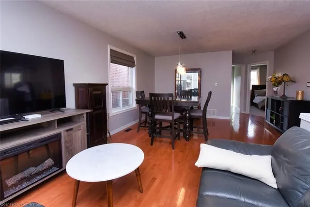 Additional property image - 47 Eringate Dr