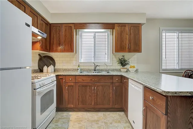 Additional property image - 119 Upper Mercer St