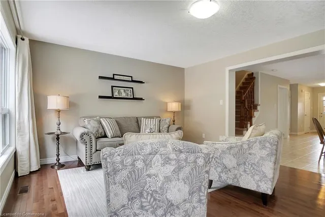 Additional property image - 119 Upper Mercer St