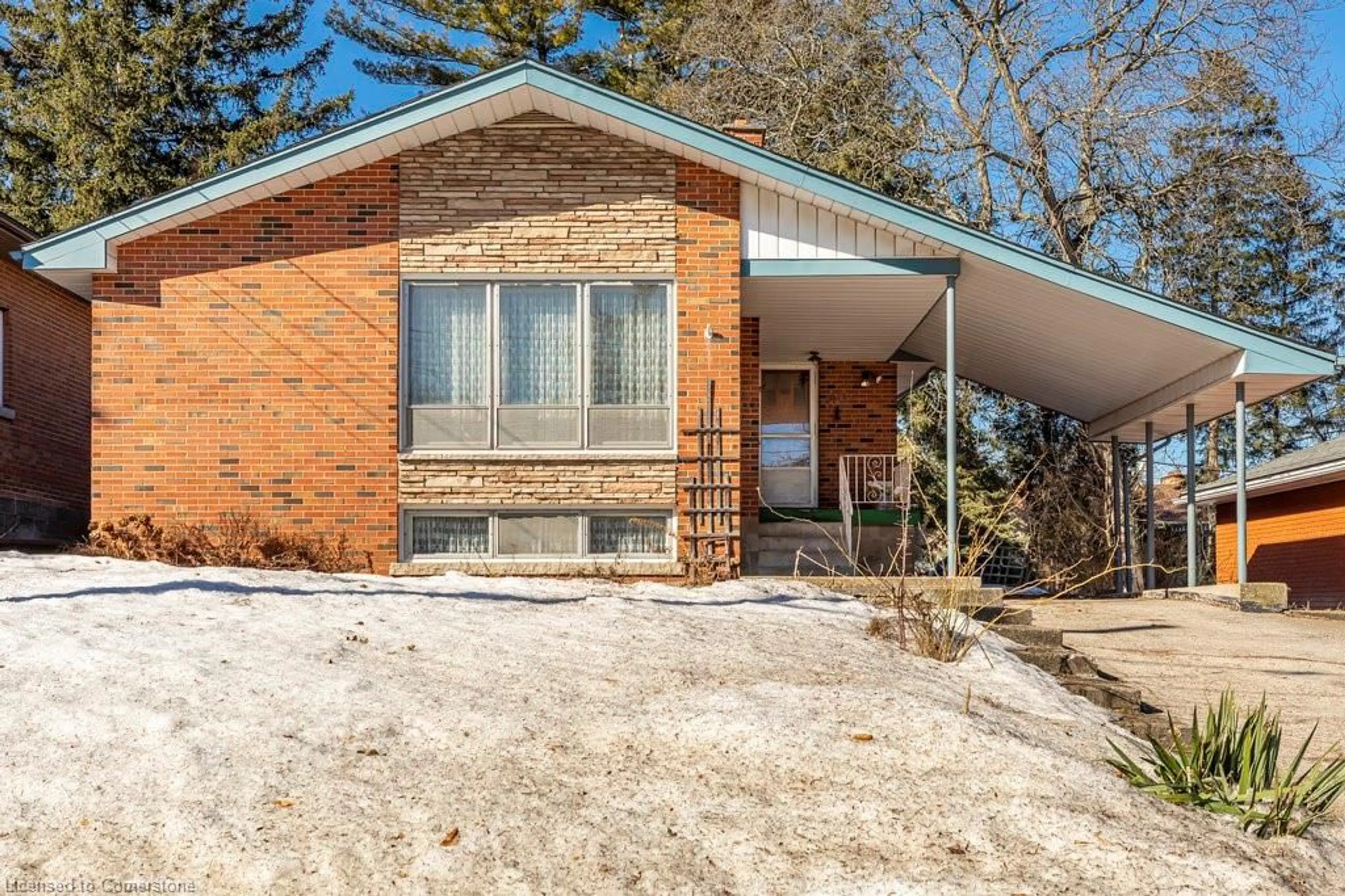 Home with brick exterior material, street for 40 Granton St, Hamilton Ontario L8S 3C2