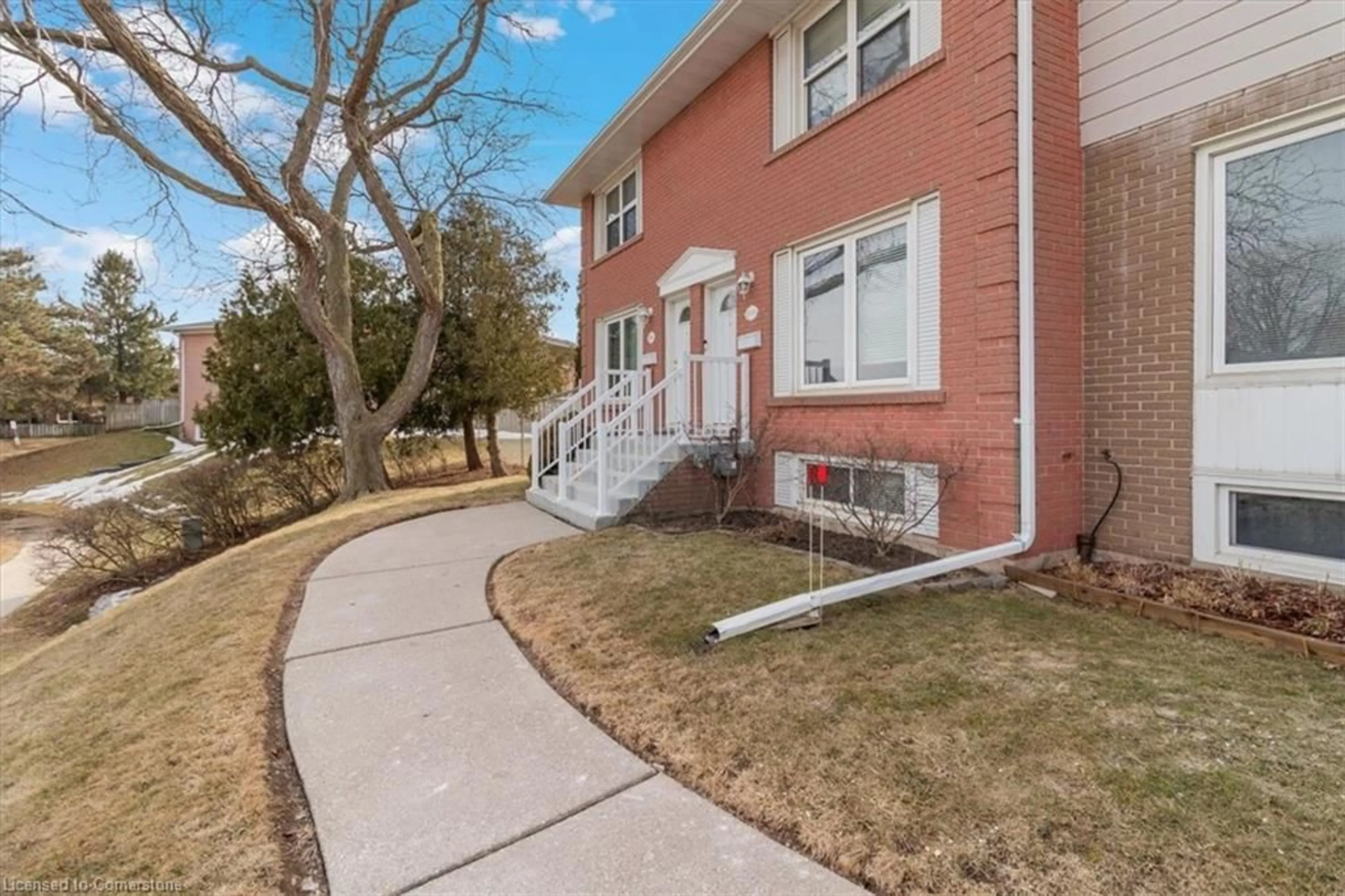 Unknown for 2101A Meadowbrook Rd, Burlington Ontario L7P 2A5