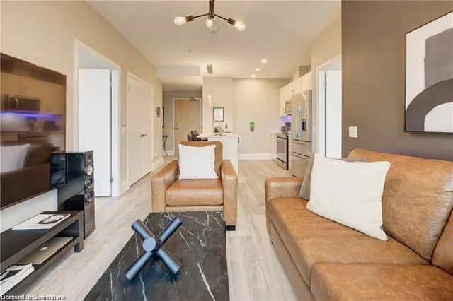Additional property image - 60 Charles St Unit 604