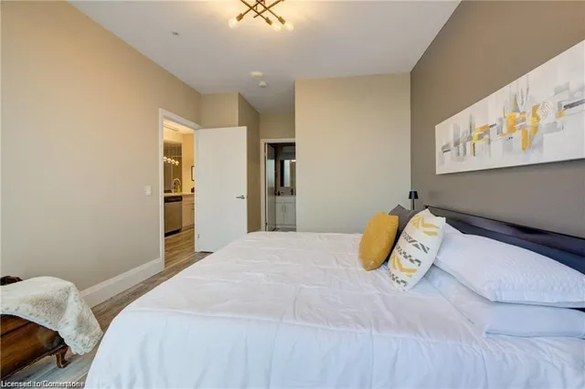 Additional property image - 60 Charles St Unit 604