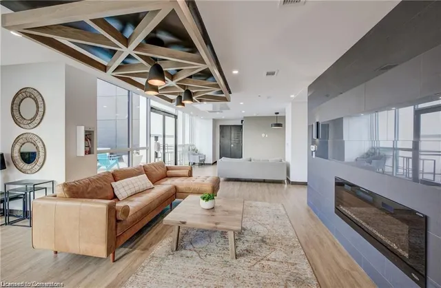 Additional property image - 60 Charles St Unit 604