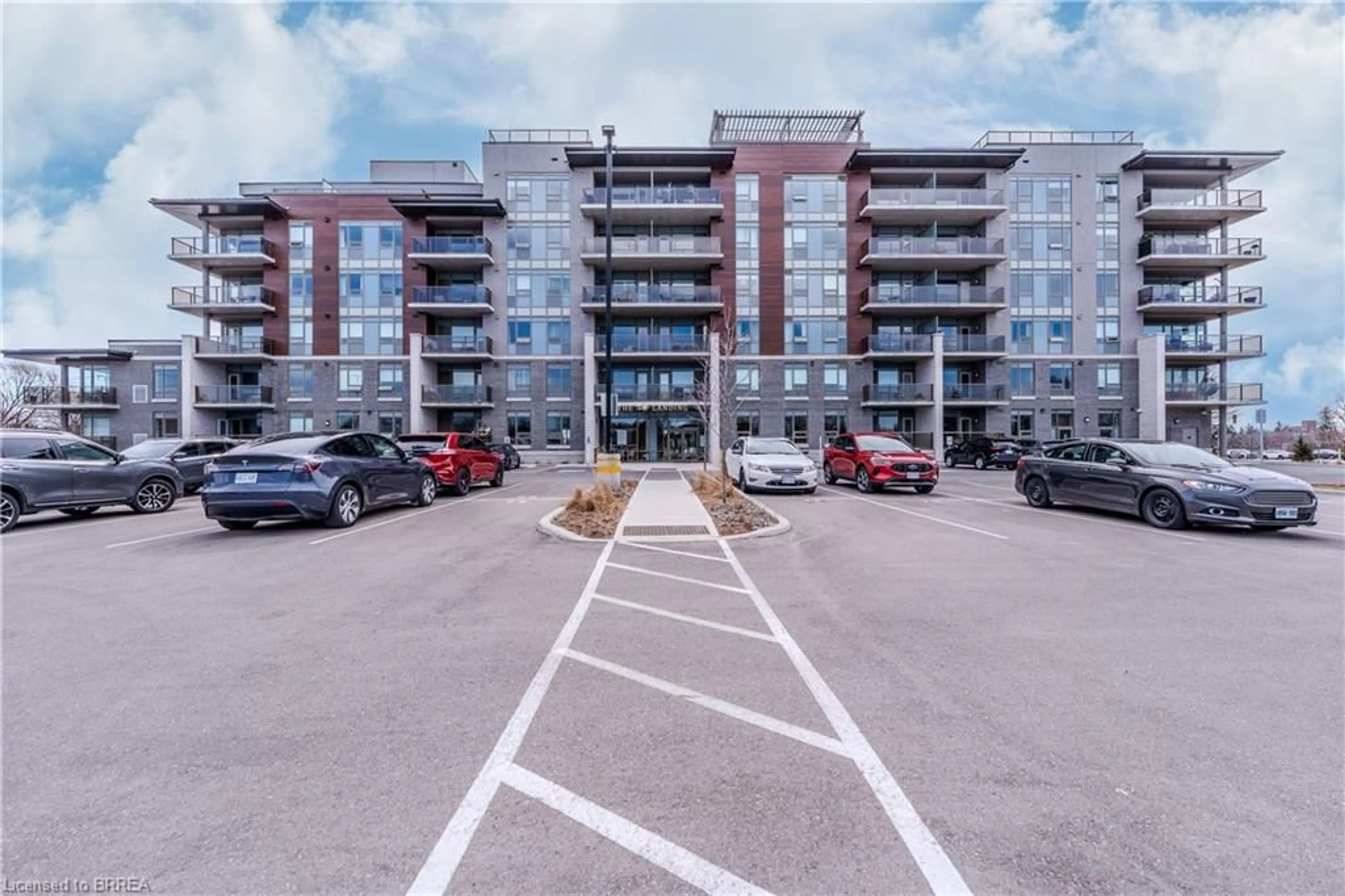 Unknown for 34 Norman St #110, Brantford Ontario N3R 2Y1