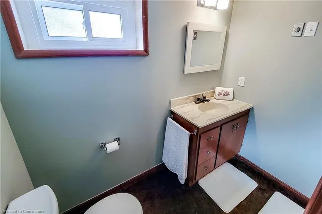 Additional property image - 247 Fernwood Cres