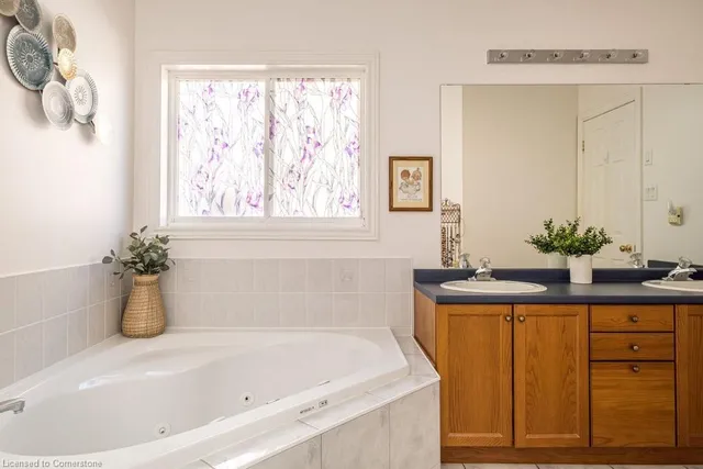 Additional property image - 64 Winegarden Trail