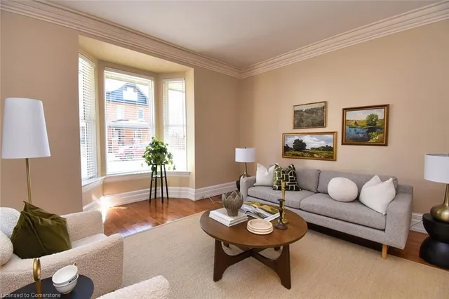 Additional property image - 332 King St