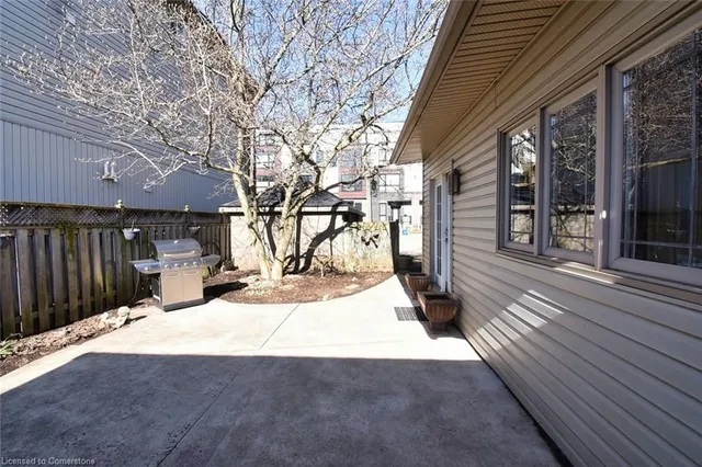 Additional property image - 332 King St