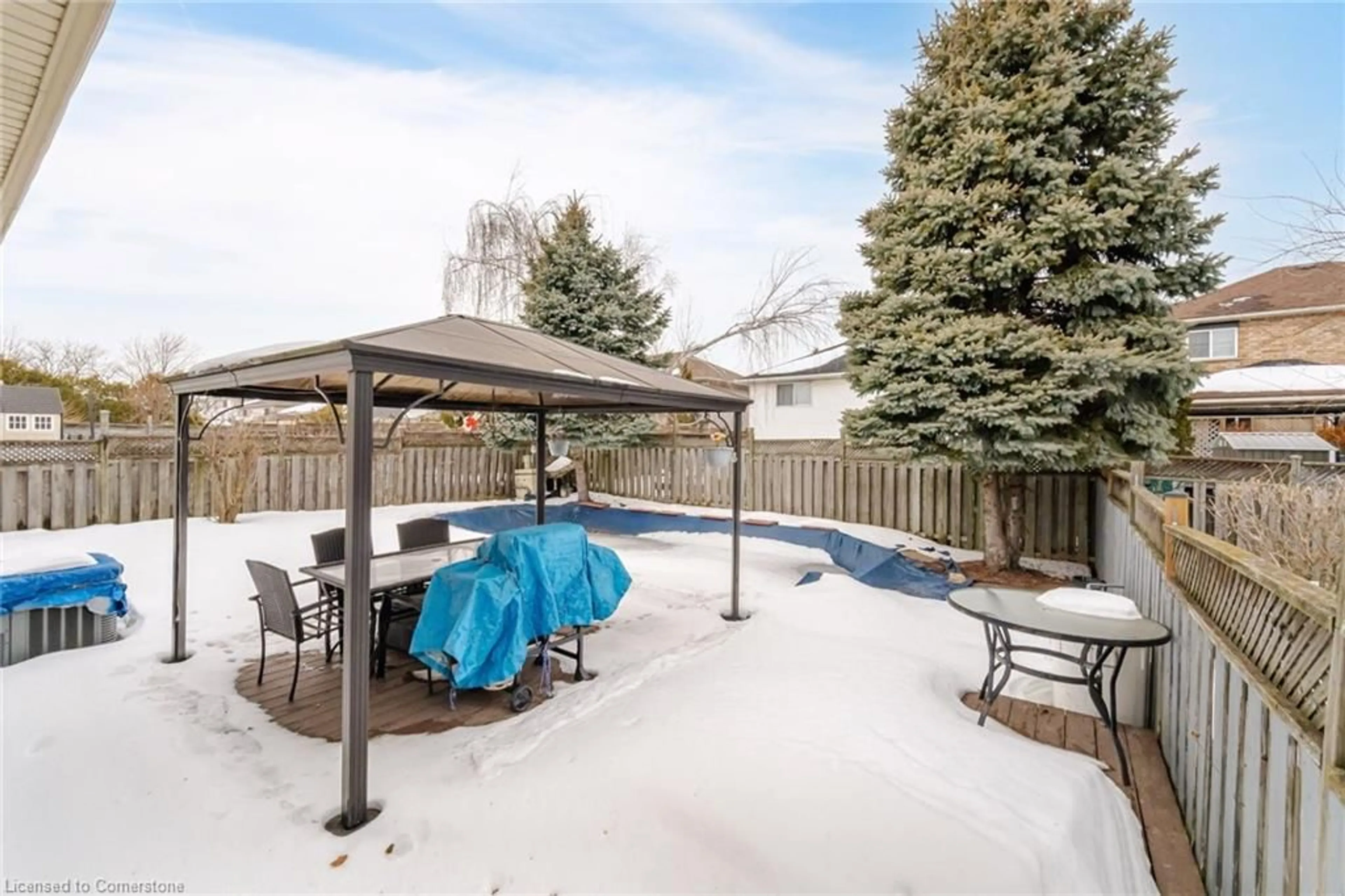 Patio, water/lake/river/ocean view for 777 Limeridge Rd, Hamilton Ontario L8W 1A4