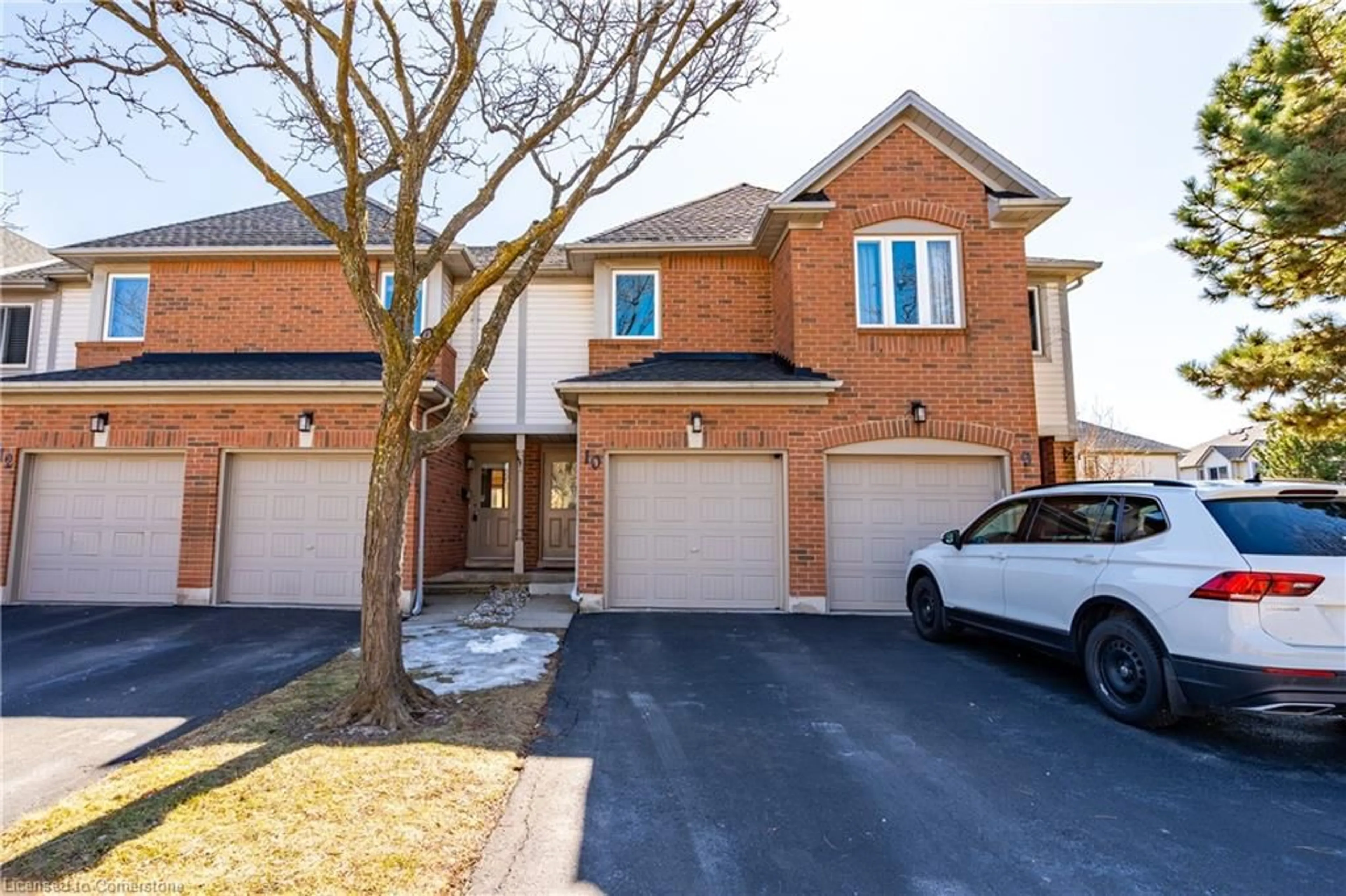 Home with brick exterior material, street for 2920 Headon Forest Dr #10, Burlington Ontario L7M 4H1